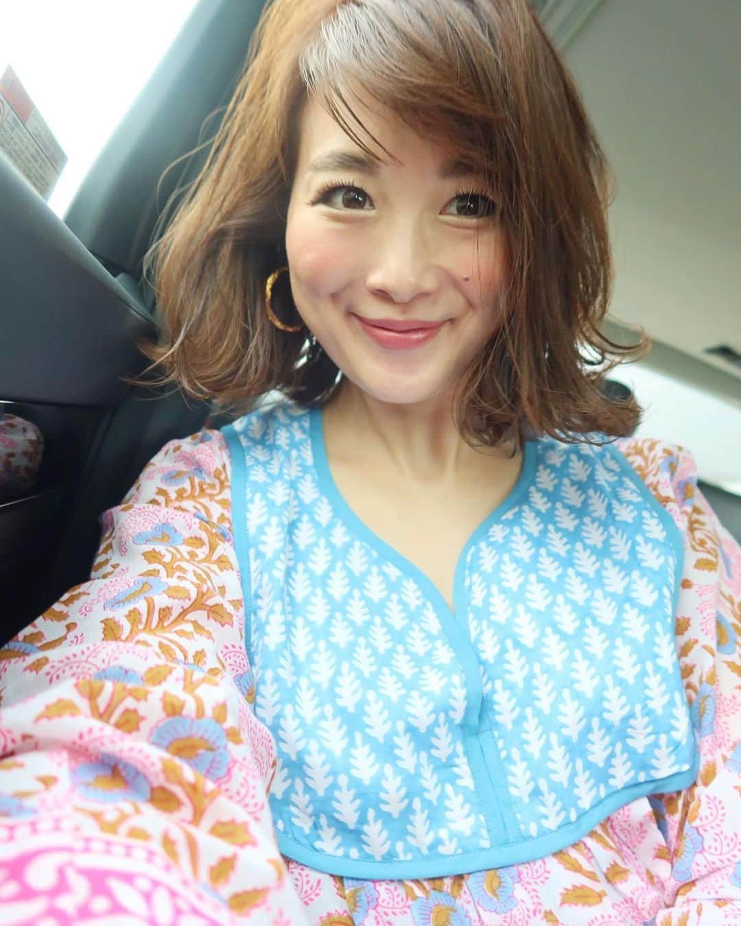 Mai Wakimizuのインスタグラム：「今日から沖縄旅行の予定でしたが訳あって昨夜泣く泣くキャンセルに（；＿；）めちゃくちゃ沖縄仕様のリゾートな装いで(笑)近場の淡路島にプラン変更、行って来まーす！沖縄の為にマツエク眉毛エステとフルコースしてたので、顔が生き返った♡笑 #妊娠8ヶ月#マタニティ」