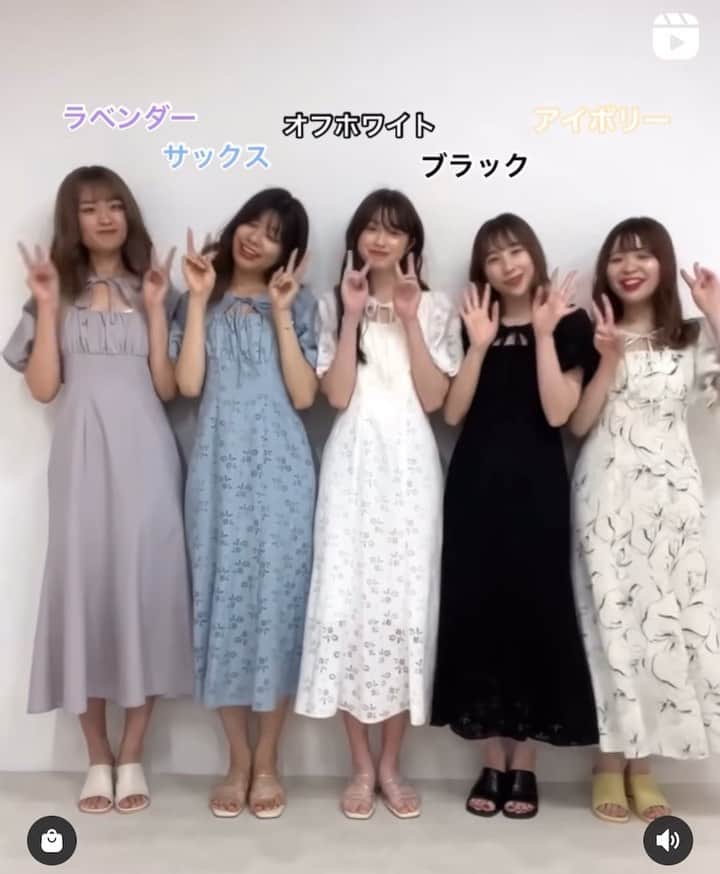 Fleur Fleurのインスタグラム：「多謝大家收睇尋晚嘅直播啊🙏🏻🥹 記得喺直播下面留言📚 like完直播之後可以用199換購呢一條夏季頸鏈  買衫嘅時候帶走埋佢🥰👌🏼 佢可以令到你嘅夏天衫更加靚架😍🫶🏻🫶🏻🫶🏻 另外再放多啲單件相嚟相簿度 CLICK入嚟收睇有咩心頭號啦  全部都係現貨發售嘅 歡迎WhatsApp我哋5572 9458 或者親臨銅鑼灣門市查詢 我哋今日由1:30-9:00 今個星期六日1:30-8:00 歡迎上嚟試衫行街🥰💖💖💖」