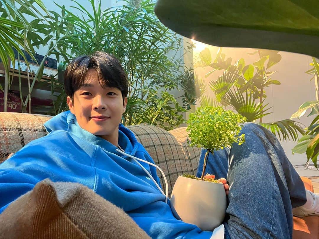 チェ・ウシクのインスタグラム：「Woori wooshik」