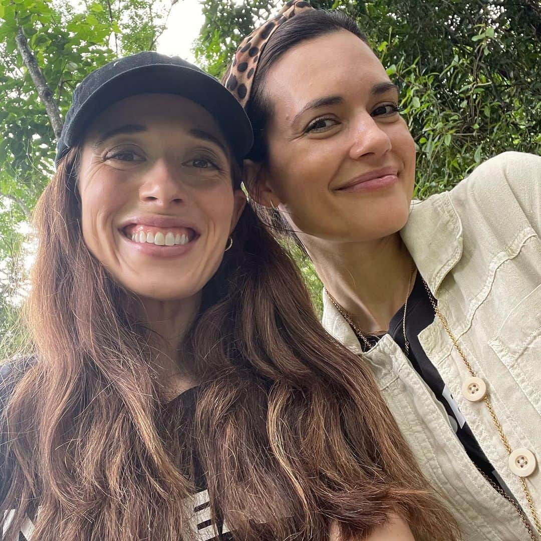 マリーナ・スコーシアーティのインスタグラム：「Torrey and I are in Bach Ma, Vietnam to help @animalsasia break ground at their new Moon Bear sanctuary. Opening this sanctuary will allow them to rescue the remaining bears still trapped in horrid bile farms. See you tomorrow for the ceremony! #raiseyourpaw #endbearbilefarming #kindnessinactiom SWIPE for happy rescued moon bear looking for a treat I hid in a stick of bamboo. @torreydevitto #animalsofinstagram #endbearbilefarming #savethemoonbears #saveouranimals #kindnessmatters #naturalworld #bears #moonbears #animalsanctuary #helptheanimals #vietnam #bachma #travelinvietnam #hiatus」