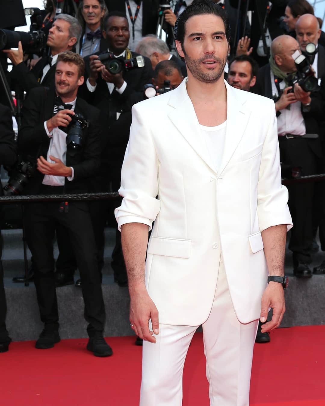 ルイ・ヴィトンさんのインスタグラム写真 - (ルイ・ヴィトンInstagram)「#TaharRahim wearing #LouisVuitton to the 75th annual #CannesFilmFestival. The actor wore a white wool suit to the 75th Anniversary celebration screening of “The Innocent”.   #Cannes2022」5月27日 4時32分 - louisvuitton