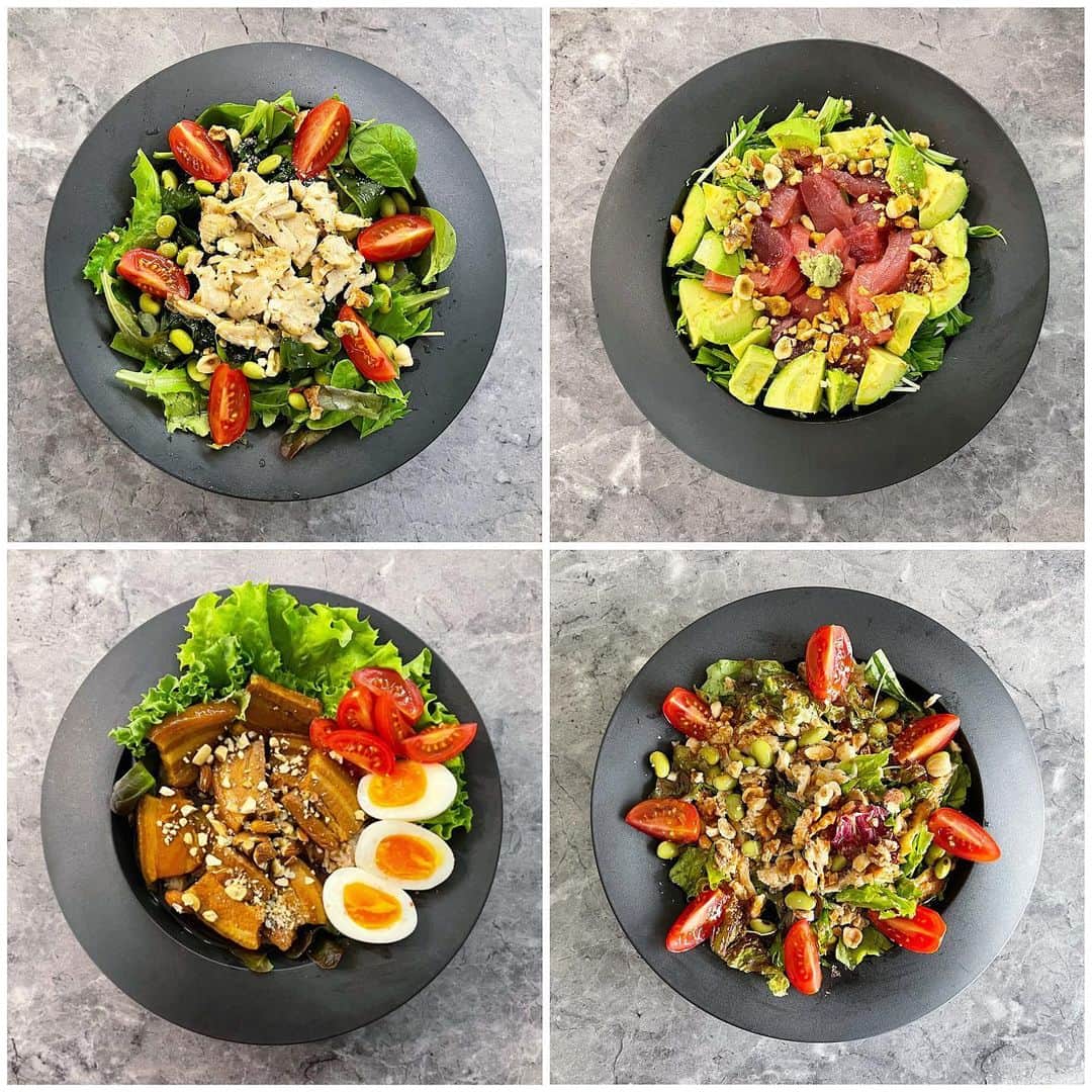 のインスタグラム：「皆んな朝ご飯ちゃんと食べてる❓ 私の毎朝の大まかな流れは、朝日浴びる→朝ご飯→活動+トレーニング開始の順番。👏🏻👏🏻 朝に太陽光を浴びる事は全身にリズムを取らせるには強力であり、朝日を浴びる事は1日の「体脂肪燃焼の始まり」です🫵🏻✨朝日とともにエネルギー蓄積モードから消費モードへと切り替わり、太陽が沈むと全身に夜である事が伝わり、3時間程度で完全に基礎代謝は低下し、エネルギー消費モードから蓄積モードへと切り替わります🙏🏻🌙(←身体が蓄積モード中のドカ食い要注意⚠️) 太陽光は最強‼️そして朝ご飯大事‼️ しっかり日を浴びて時計遺伝子🧬を動かしていきましょう😊👍 #朝ごはん必須 #食事は6時間に一回ペースを心掛けてます #体内時計に応じたライフスタイルを🙆🏼‍♀️」