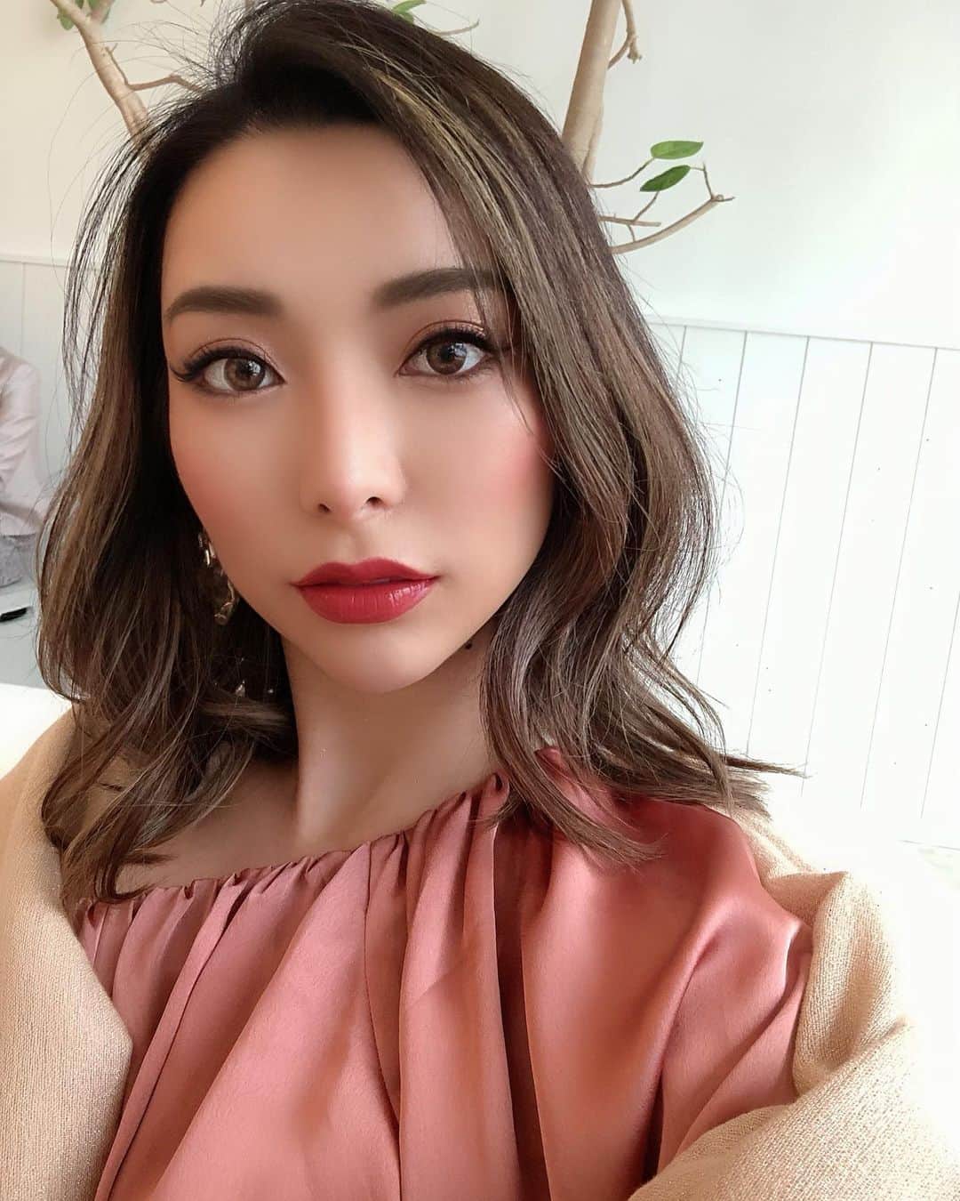 のインスタグラム：「写真がないから過去写真😶 最近ドレスアップしてない…👗👠  . . . #selfie #selfies #selfietime #selfiequeen #selfienation #selfiegram #selfiegirl #japanesegirl #セルフィー #セルフィー女子 #自撮り #自撮り女子」