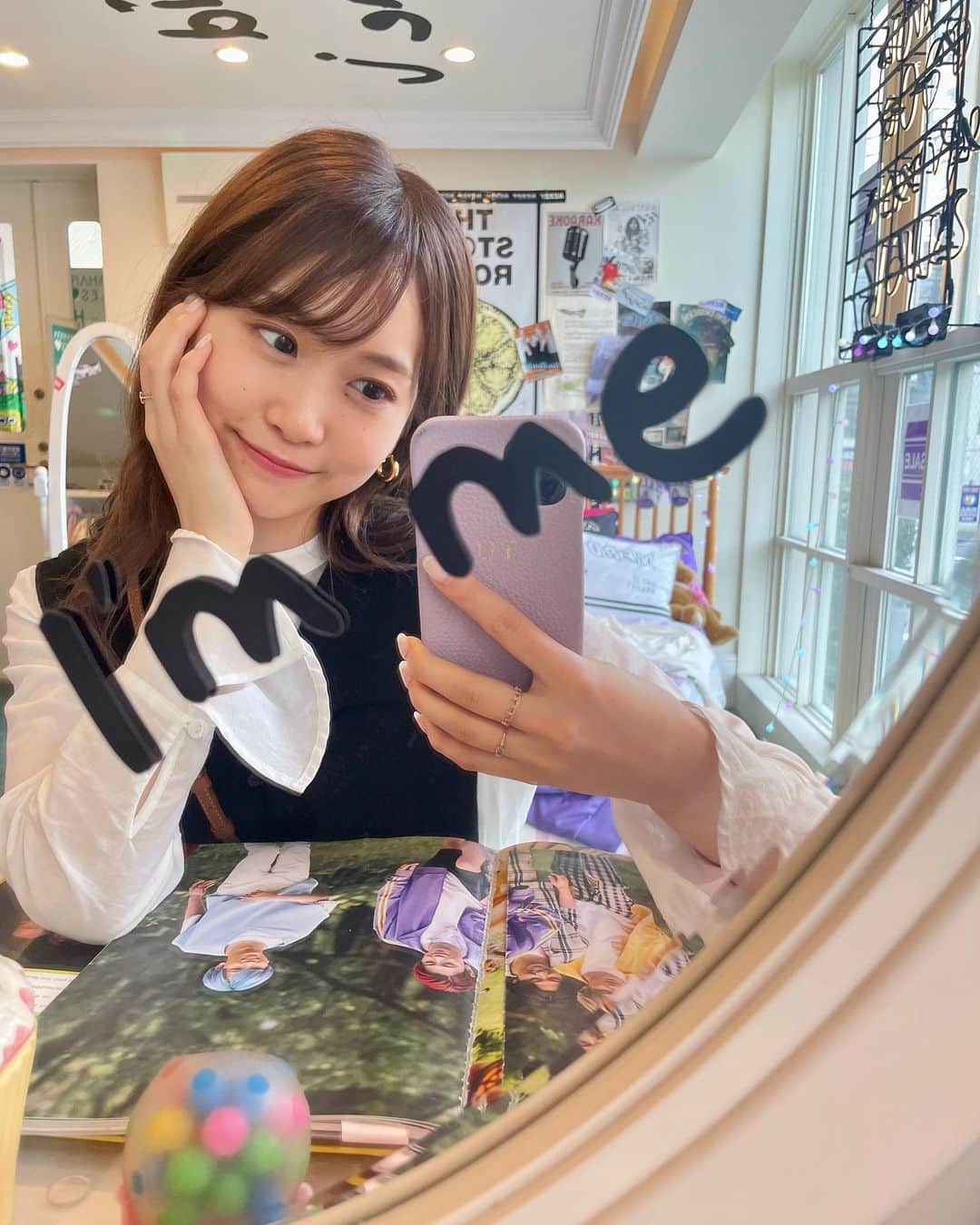 芹澤優のインスタグラム：「・  i'm me 🌸🌼💠  #土砂降りだったのに晴れたね #明日は大阪　 #うまいもん食べるう」