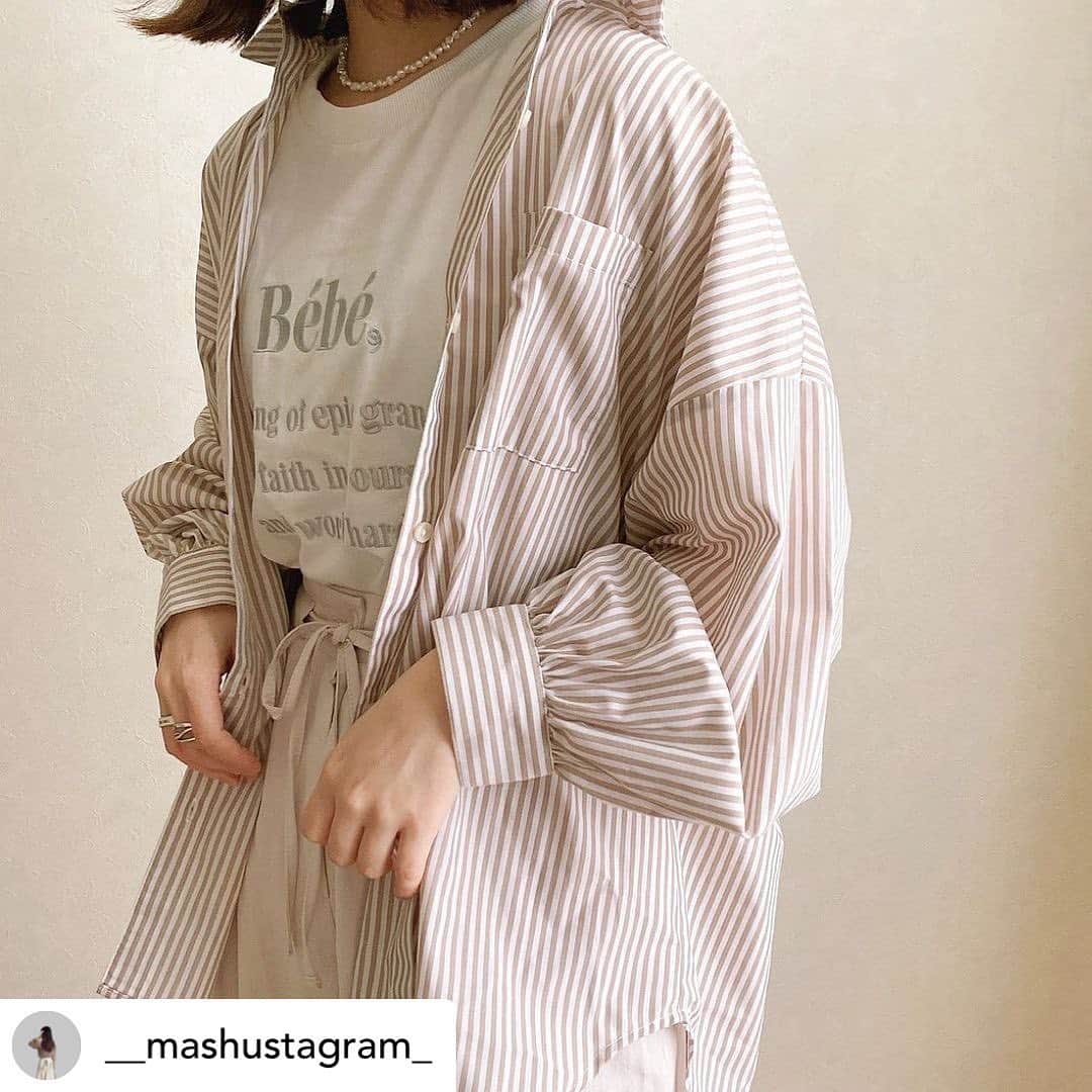 GRLさんのインスタグラム写真 - (GRLInstagram)「【👆画像をタップすると購入できるよ👆】  @__mashustagram_ さん  @naaanase.h さん  @akko1202akko さん  @kkk.08.kkk さん  @aozora723 さん  @kyato39 さん  にGRL商品着用して頂いております💕  ありがとうございます✨  .  @grl_official  #グレイル #grl  #プチプラ #ootd #fashion #プチプラコーデ #outfit #ファッション #可愛い #かわいい #コーデ #コーディネート #cute #大人カジュアル #カジュアルコーデ#GRL購入品#グレイル購入品#購入品  #ストライプシャツ #フレアスカート #ジョガーパンツ  #おうち時間 #おうちコーデ」5月27日 15時00分 - grl_official