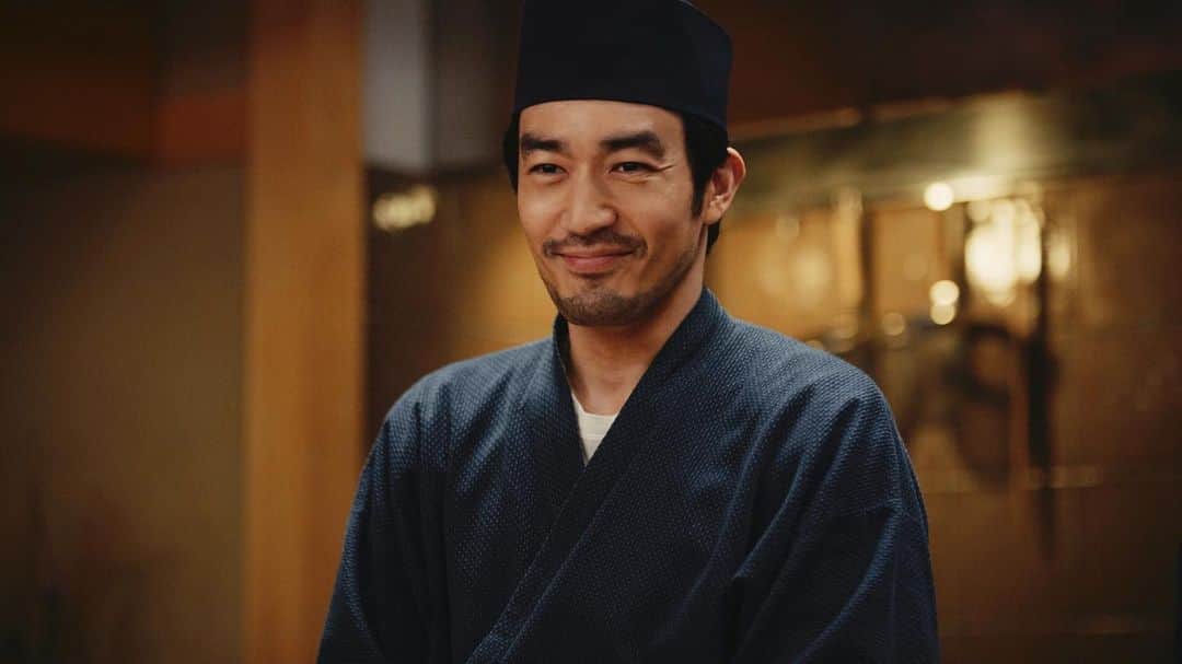 のインスタグラム：「いよいよ今夜11時から！ WOWOWオリジナルドラマ「#異世界居酒屋のぶ Season2〜魔女と大司教編〜」放送・配信スタートです🥢  観てるとお腹が空いてしまうかもしれませんが😂 今シーズンも是非楽しんでいただけたら嬉しいです✨ 이세계 주점 노부  가게에 찾아주시기 바랍니다🫰」