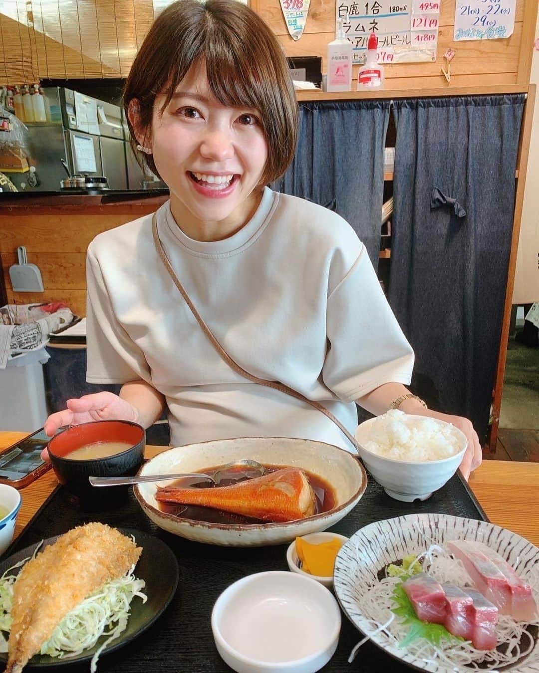 矢端名結のグルメインスタ