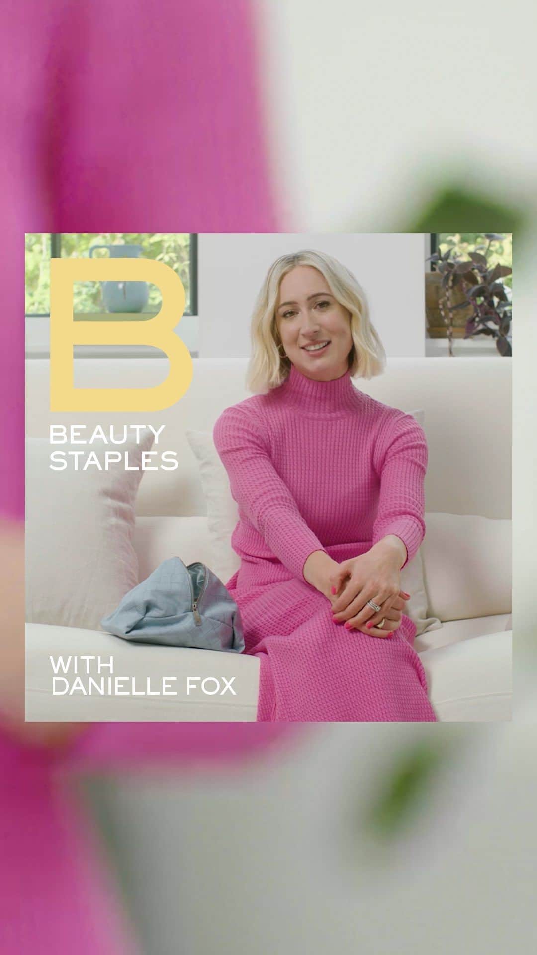 ネッタポルテのインスタグラム：「BEAUTY STAPLES: Danielle Fox, NET-A-PORTER's senior health and beauty editor, is here to take us through the beauty products she can't live without – from hydrating eye cream to the perfect nude lip.  Emma Lewisham - Skin Reset Serum Dr. Barbara Sturm - Super Anti-Aging Eye Cream  Glo Skin Beauty - Bio-Renew EGF Drops  Irene Forte - Hibiscus Night Cream, Forte Rigenerante  Sisley Hair - The Cream 230 Victoria Beckham - Posh lipstick - Twist Cartier Perfumes - Eau de Toilette - L'Heure Diaphane」