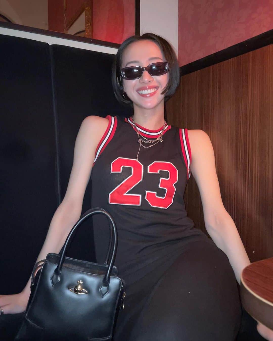 のインスタグラム：「🧏🏻‍♀️💕」