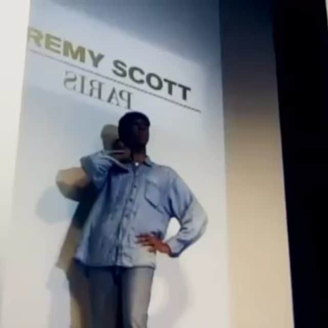 J・アレキサンダーのインスタグラム：「GoodMorning Afternoon and Evening friends and fans its #fbf and im flashing back to @jeremyscott pink collection tip toeing in invisible heels LOL..! during  rehearsal paris 1999 during #pfw   Thank You for this clip @timblanks  @gilbobagginsga  #paris #fashion #ponytail #missj #missjalexander #missjay #runway #jaywalking #jrunway #jaywalkingchallenge  #denimjacket #denimondenim #catwalking #catwalk #topmodel #jeremyscott #tiptoes #spin #twirl #twirling」