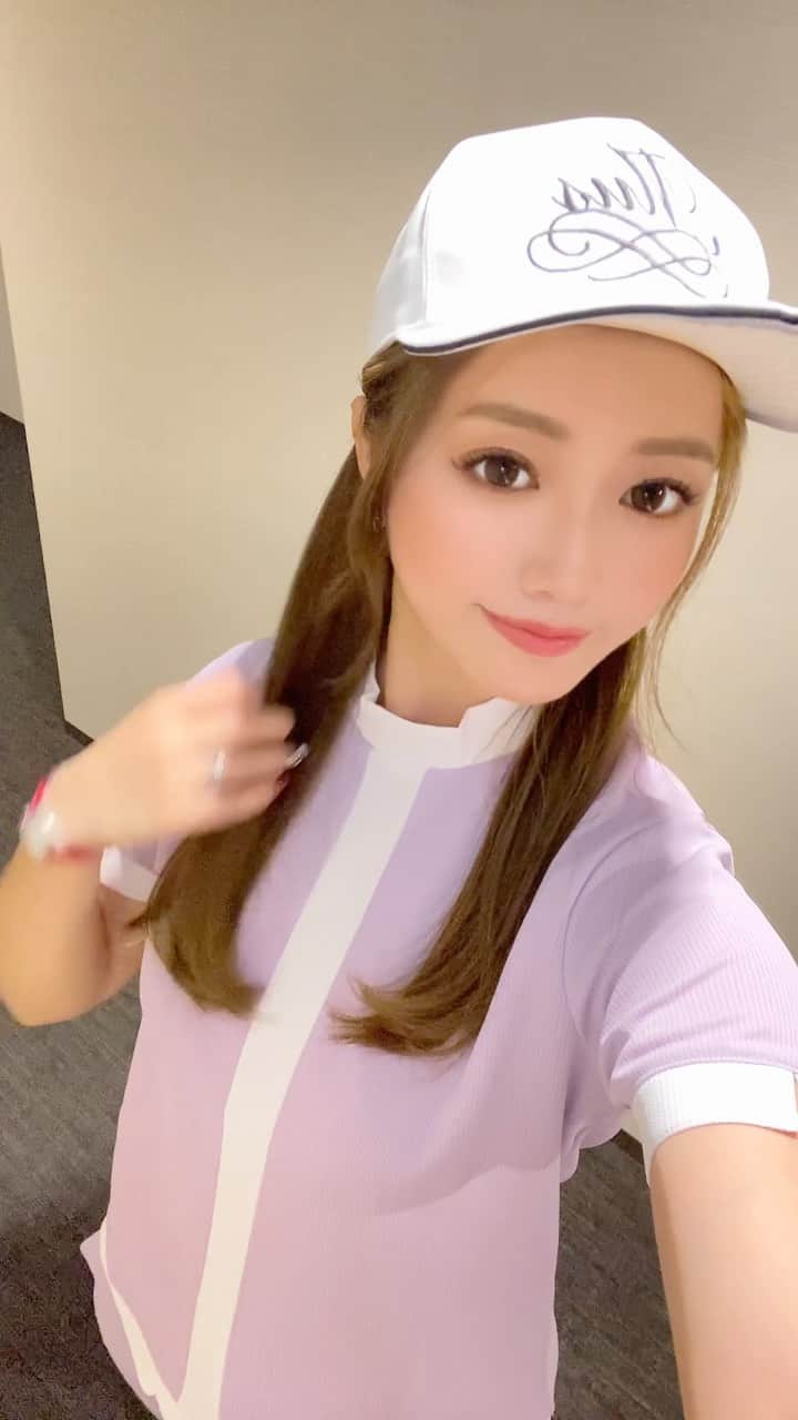 Shienのインスタグラム：「・ ・ 普段はあまりキャップは好きじゃないんですが、このキャップは形も綺麗でデザイン可愛いからヘビロテしそう❤️ ・ ・ 🧢　@mufan_players  ・ #musports #muスポーツ  #ゴルフウェア #全身コーディネート #2022 #ゴルフ女子 #rebron #musアンバサダー #ゴルフ #ゴルフ女子 #ゴルフ好き #ゴルフウェア #ゴルフコーデ #ゴルフうまくなりたい #ゴルフ女子と繋がりたい #ゴルフ部 #ゴルフコーディネート #ゴルフばか #ゴルフ最高 #女子ゴルファー #インスタゴルフ女子#高尔夫 #高爾夫 #골프 #골프웨어 #golf #golfgirl #ゴルフ好きな人と繋がりたい #ゴルフ初心者 #ゴルフ大好き」