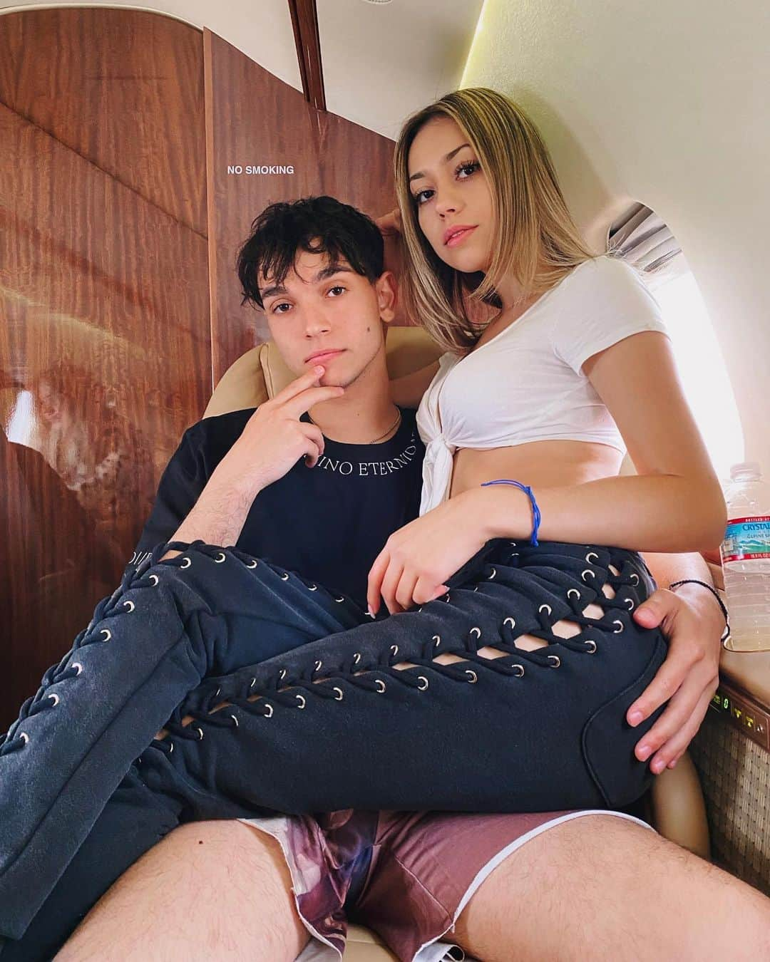 Lucas Dobreのインスタグラム：「😈✈️」