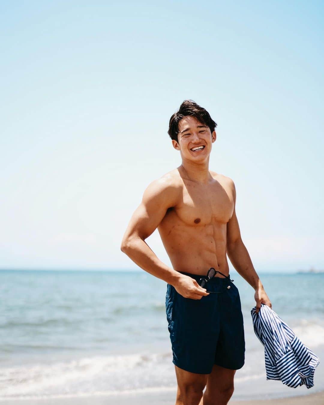 荒井陸のインスタグラム：「☑︎ 努力は大抵報われない 願いはそんなに叶わない  でも、たまに報われたり たまに願いも叶ったりするから 人は一生懸命、努力するんだと思うし そんな姿が人の心にも届くのかなーと思います。」