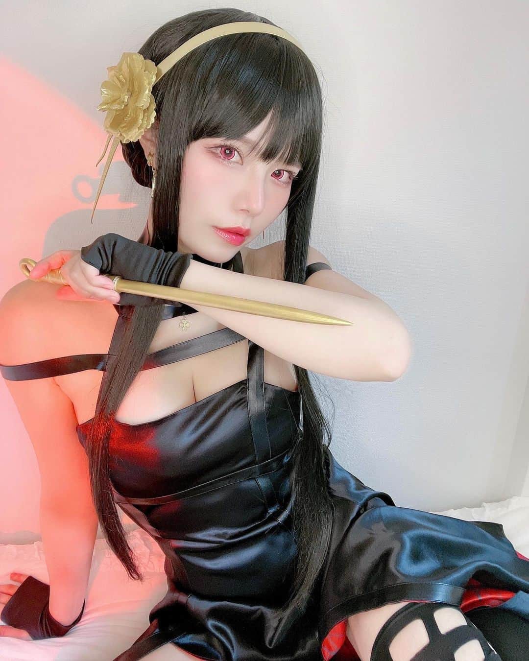 プラネットオシリスのインスタグラム：「. はは🥀 . . #ヨル#ヨルフォージャー#コスプレ#スパイファミリー#いばら姫  #spy_family #spyxfamily #yorforger #yorforgercosplay#cosplayer#japanesegirl#角色扮演」