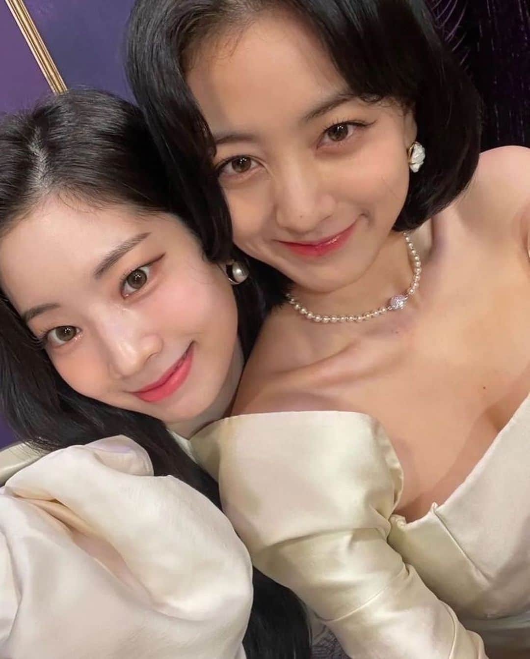 ジヒョのインスタグラム：「♡ happy birthday dahyun!!!! we all love you so much and hope you have the best day ever💗💗💗⠀ — #HappyDahyunDay」