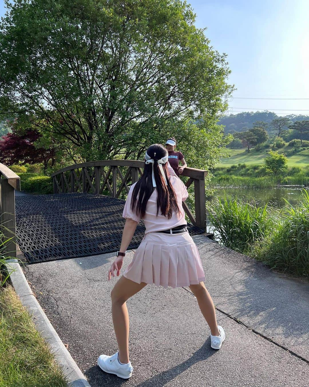 キム・ハヌルさんのインスタグラム写真 - (キム・ハヌルInstagram)「하루종일 명랑 그 자체 💜  #footjoy」5月28日 22時24分 - haneulkim1217