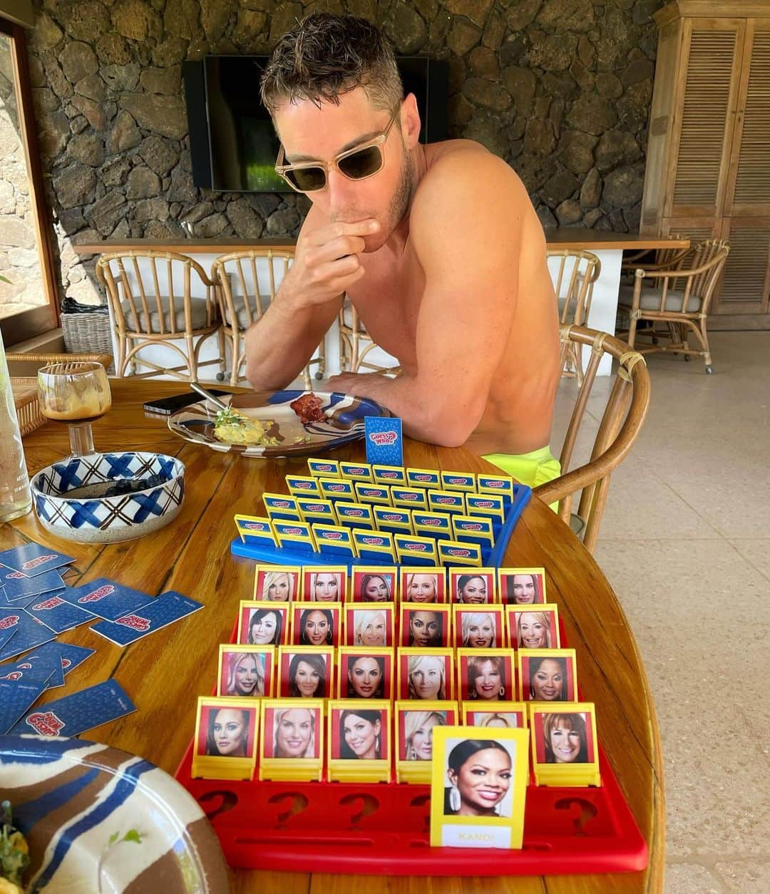 マイルズ・マクミランのインスタグラム：「@tfortrace would like you to know this is the b squad edition of Guess Who that he made #bravobravobravo」