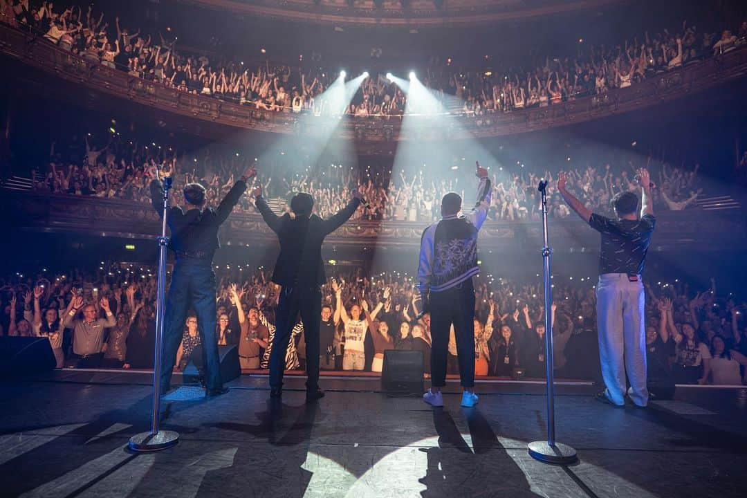 Union Jのインスタグラム：「WOW @thelondonpalladium that was incredible!!! Thank you all for coming along tonight. We had the most amazing time...」