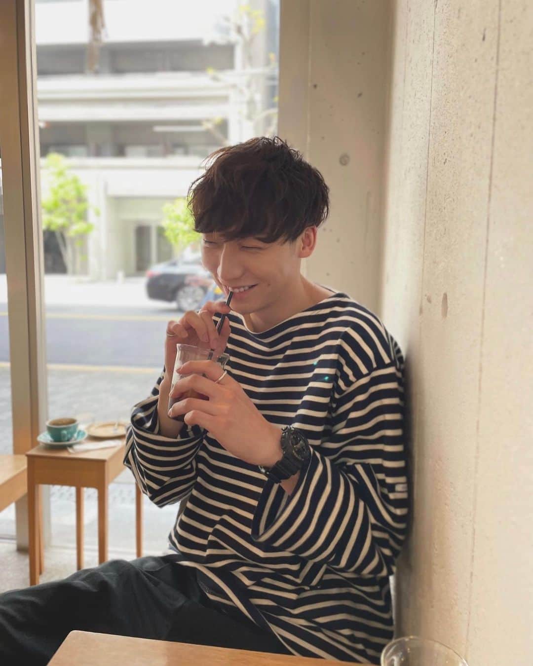 富井啓介さんのインスタグラム写真 - (富井啓介Instagram)「この笑顔に何点くれますか！  最近このボーダーはまってるっぽい  🦓🦓🦓🦓🦓🦓🦓🦓🦓🦓  #DIY#DIYer#DIY男子#DIY好き」5月29日 19時02分 - keisuke_tomii