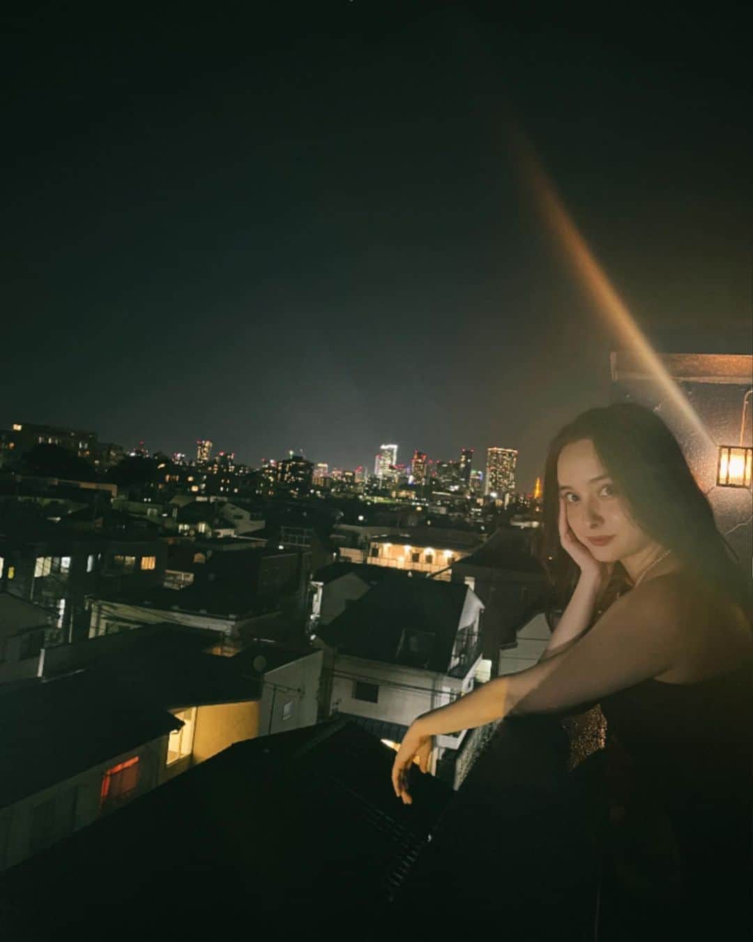 のインスタグラム：「32歳になりました！  すてきな人達に囲まれて 幸せです！ みんなこれからも よろしくね🫶🏻  Lv32です。」