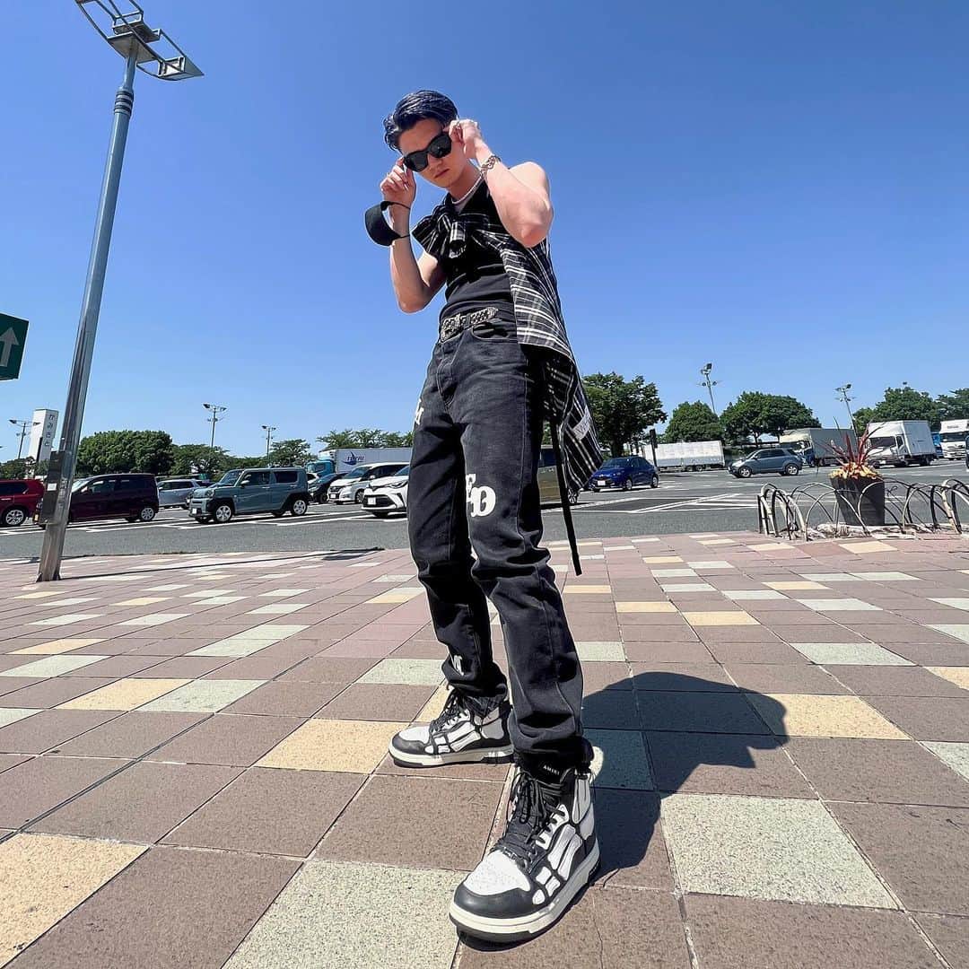 杉山亮司のインスタグラム：「🥵」