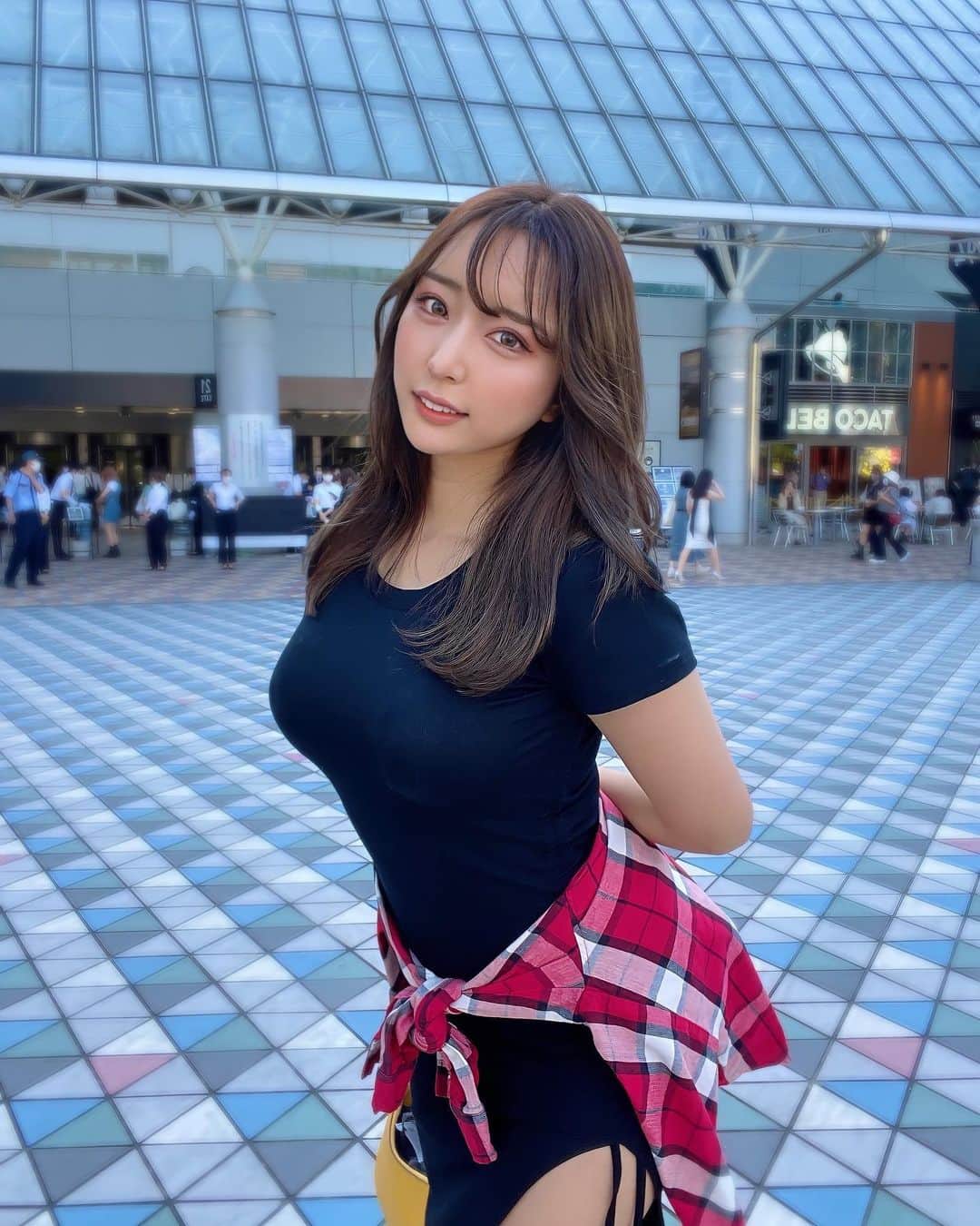 石田みかのインスタグラム：「NCT127 東京ドーム公演 . . めちゃくちゃ感動した🥲🌈🤟 ビジュ良すぎダンス歌うますぎ興奮しすぎた🥲⭐️⭐️ . . #nct127 #nct #nctjapan  #東京ドーム #東京ドームシティ #後楽園 #ライブコーデ #ライブ参戦」