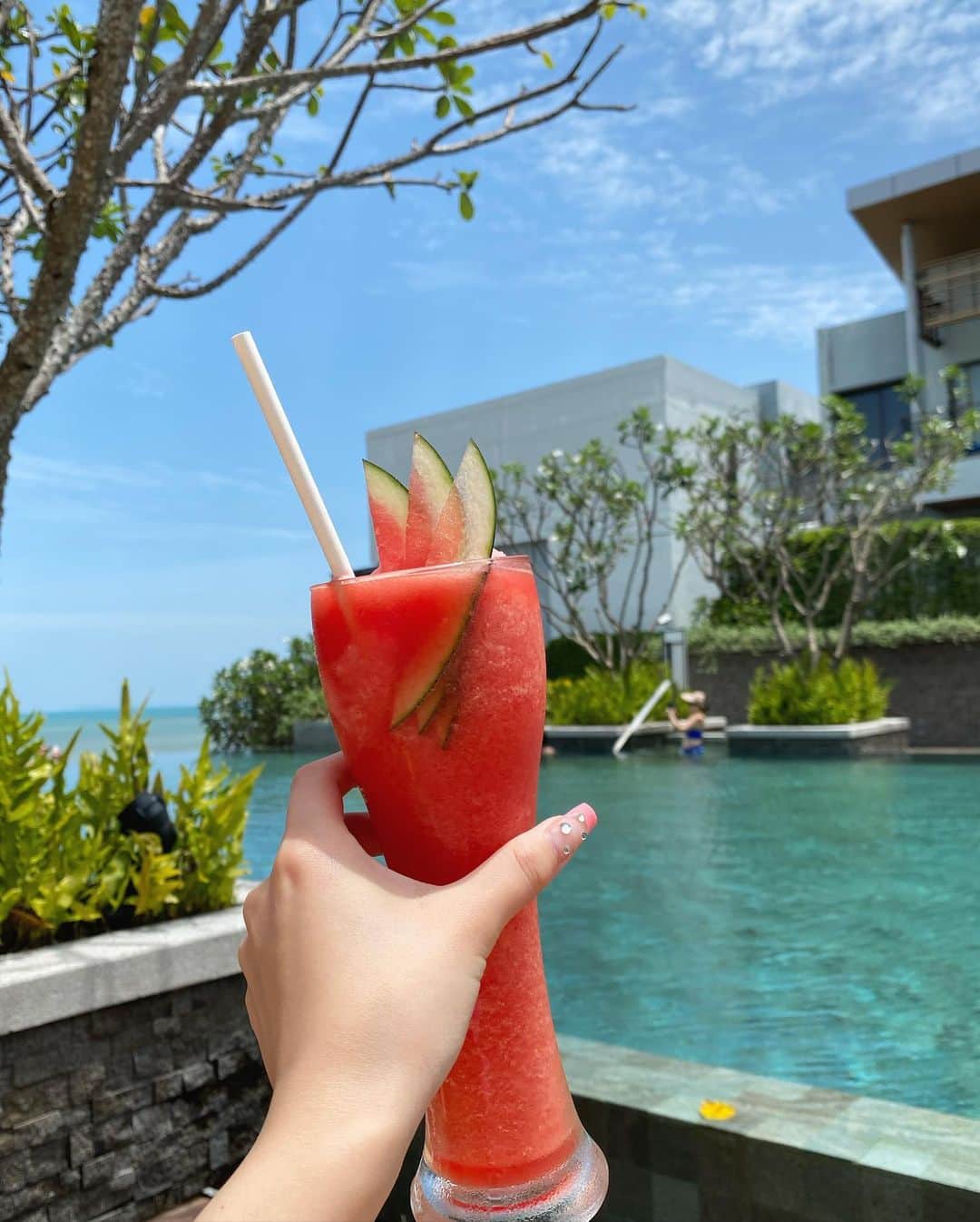NATSUNEのインスタグラム：「初めてのタイ🇹🇭」