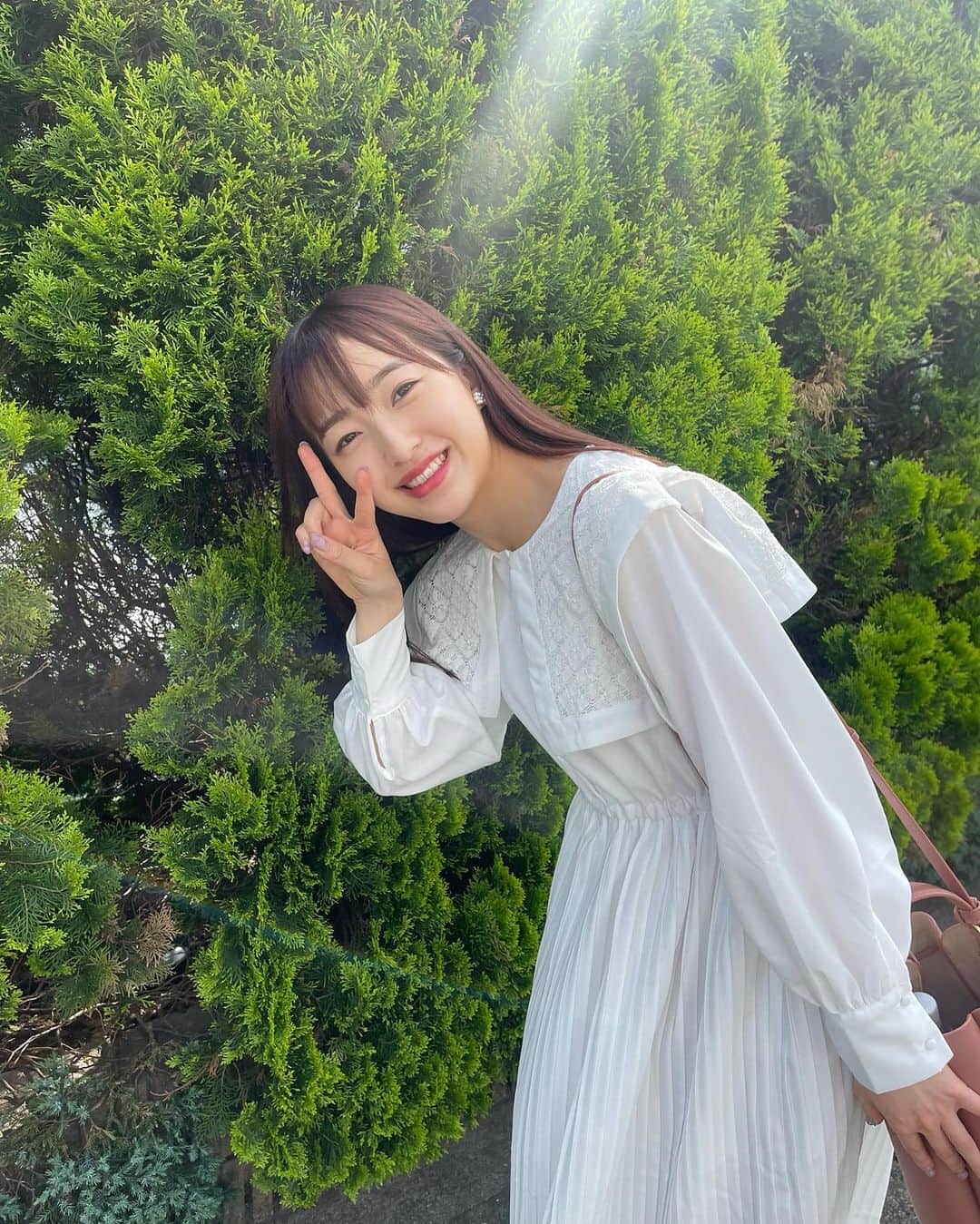 のインスタグラム：「今日は暑いですね〜☀️  日曜日いかがお過ごしですか？来月の6月25日にはじめてのファンクラブイベントが決定しました！  オンラインでのお話し会🍎詳しくは田島芽瑠ファンクラブ「Meruci♡」まで！！  待ってます♡」