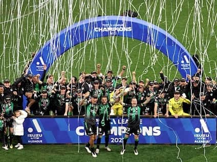 今井智基のインスタグラム：「Champions🏆 優勝しました！ #thankyou」