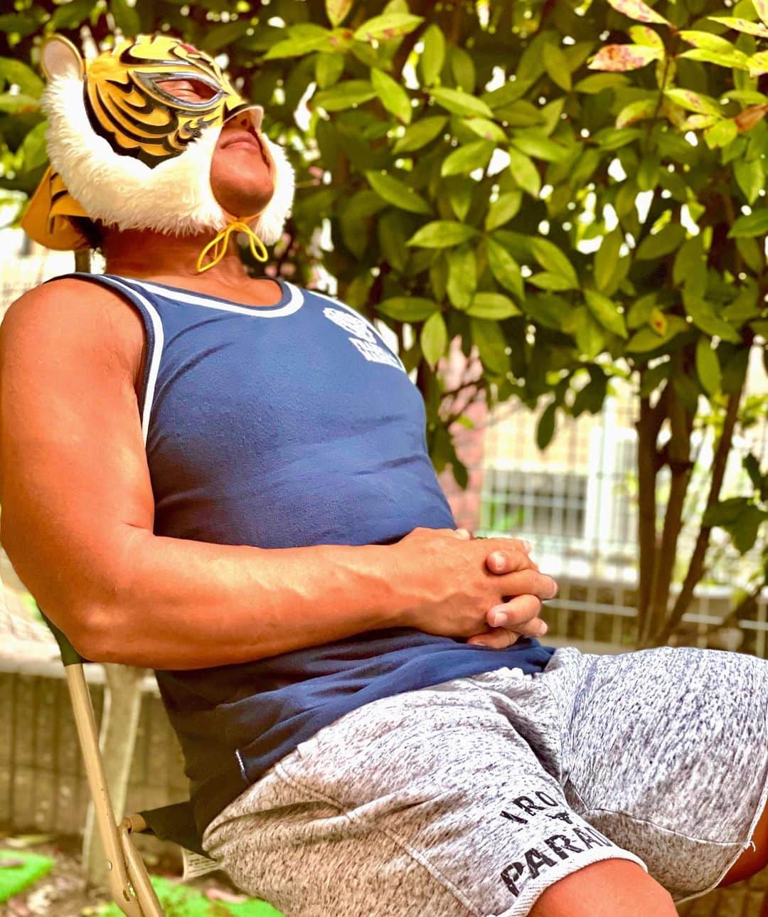 タイガーマスクさんのインスタグラム写真 - (タイガーマスクInstagram)「夏か‼️ 明日も夏かな？ #タイガーマスク #tigermask #njpw」5月29日 22時59分 - tigermask.njpw_official