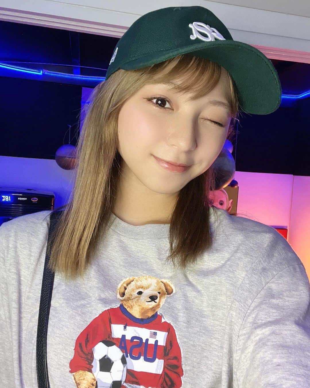 のインスタグラム：「3日のライブ....!!!!!! . . 6月の単独公演1発目、ぜひ遊びに来てください^^ . 6月3日（金） 渋谷DESEO Open18:30start19:00 チケット各種🎫販売中  http://t.livepocket.jp/e/shugar」