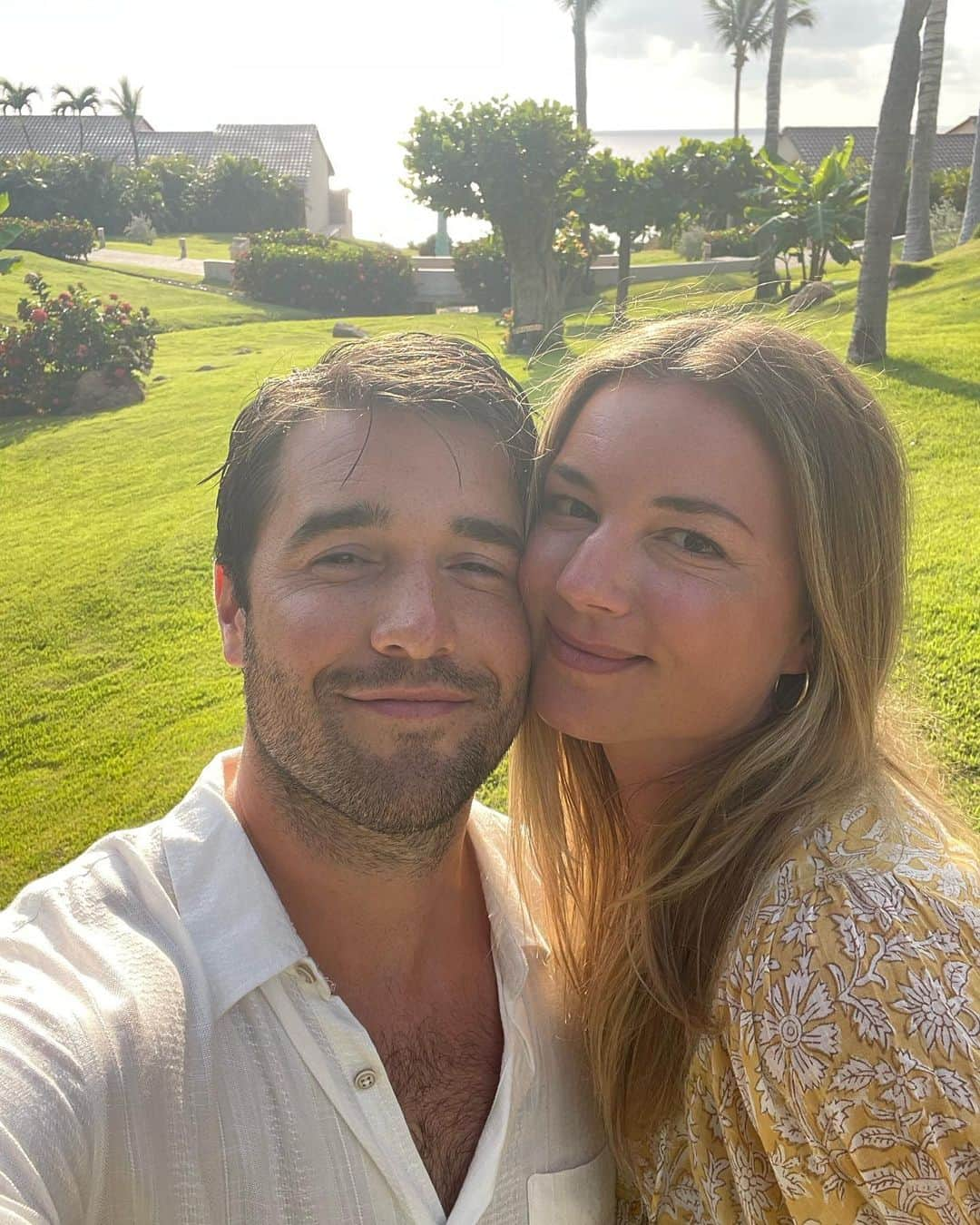 エミリー・ヴァンキャンプさんのインスタグラム写真 - (エミリー・ヴァンキャンプInstagram)「First vacay post baby/Covid and it was beyond lovely! Thank you @fspuntamita for such an incredible trip and for being so kiddo friendly! We truly had the best time in the sun ☀️ #fspuntamita #momanddad」5月30日 12時40分 - emilyvancamp