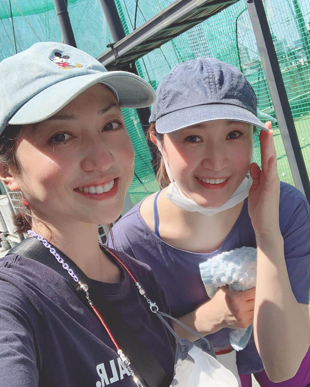 中川愛海さんのインスタグラム写真 - (中川愛海Instagram)「@mio.gray 美央ママと最近朝活してます！⛳️夜活だけじゃないよ私たち💕 @ami_nakagawa_  今週もお互い頑張りましょう！ 今日からまた1週間💕 そして月末‼️ @tacoyaki_kururi  #中川愛海 #一日一回カンパイ #アミュラン #たこ焼きくるり #くるり恵比寿 #恵比寿くるり」5月30日 13時08分 - ami_nakagawa_