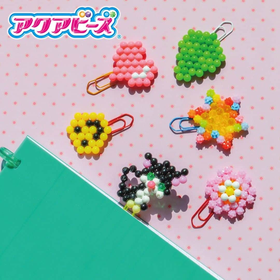 アクアビーズ公式さんのインスタグラム写真 アクアビーズ公式instagram アクアビーズで作った作品をクリップにつけて オリジナルのクリップを作ってみました しおりの代わりにもなって とってもかわいいですよ アクアビーズの作品を紙の間に挟まないようご