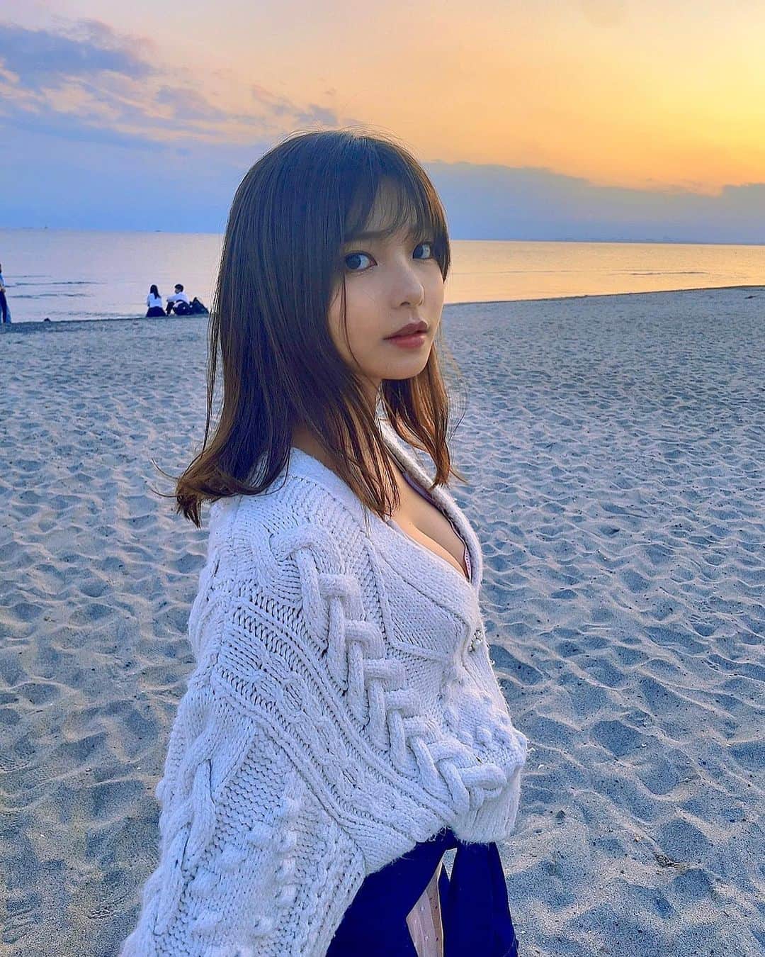 西谷麻糸呂のインスタグラム：「ホワイトビーチは多分異世界。」