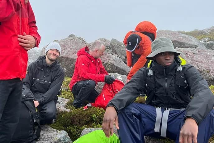 トビー・レグボさんのインスタグラム写真 - (トビー・レグボInstagram)「Made it! Here’s the Cape Wrath crew! Happy, exhausted and very very wet. The trek was a massive success! Many miles, hard going, some steep inclines and every weather imaginable (mainly the wet kinds). It was an absolute pleasure to share the hills with some very inspirational folks. The trip also fundraised over £300k for @wwf_uk! Woop woop! It’s never too late to share, donate, get involve, plan a trek, climb a big hill, get out into the wild, or start a conversation about conservation. Major thank you to @chooseachallenge for lending me actual trekking gear after all my stupid London clothes got soaked ❤️ #wwf #capewrath #conservation #nature」5月31日 4時57分 - tobyregbo