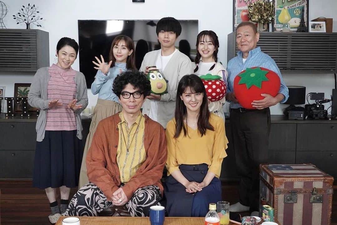 藤井美菜のインスタグラム：「. 『吉祥寺ルーザーズ』、見てくださった方々、ありがとうございました。とっても素敵なシェアハウスにお邪魔させていただいて、楽しい撮影でした。開かずの間も気になるなぁ、、🥹w “키치죠지 루저스”, 봐주셨던 분들, 정말 감사합니다. 멋진 share house 에서 즐거운 촬영이었어요🥹✨ #吉祥寺ルーザーズ #開かずの間 #開けたい」