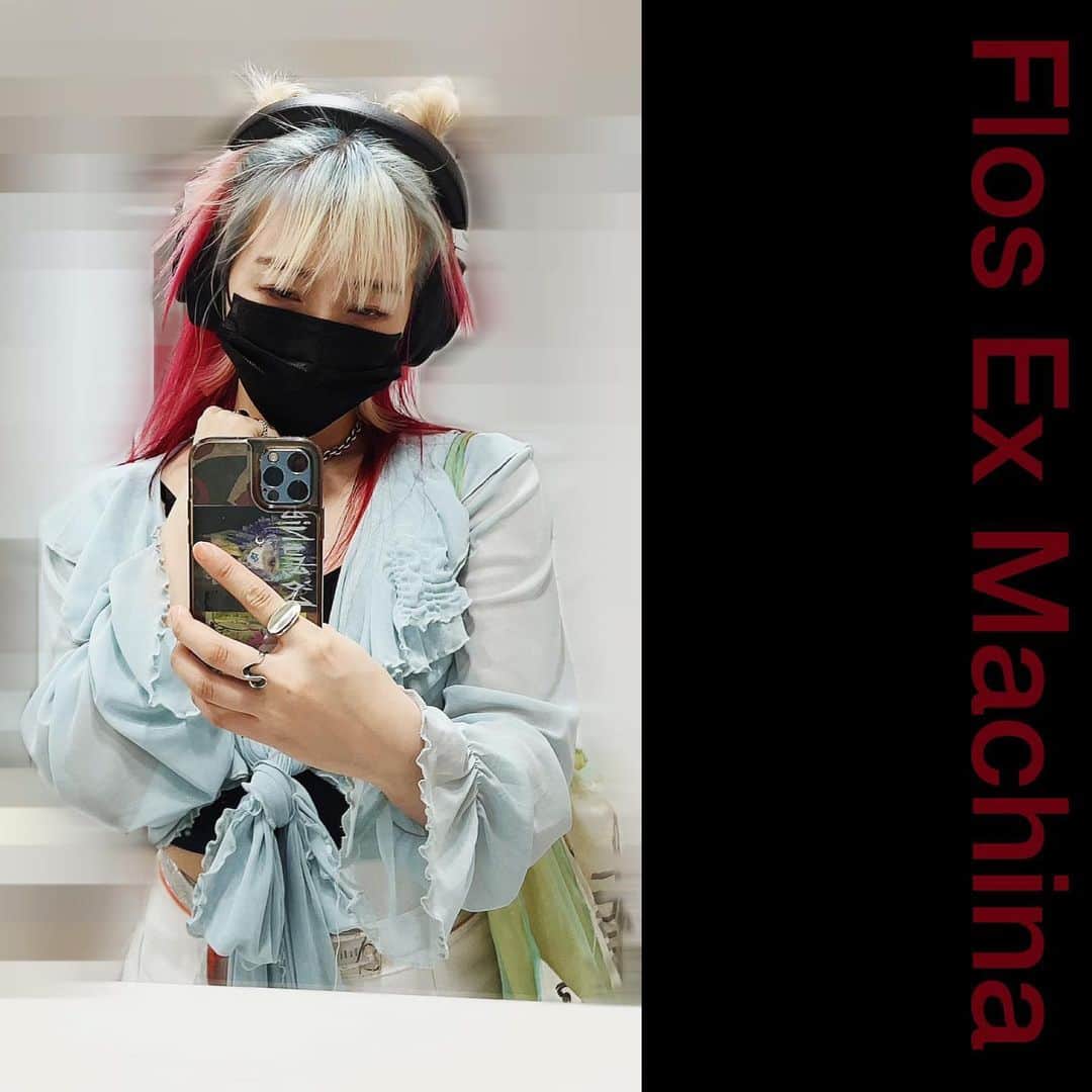 中村未来のインスタグラム：「6.2にむけて髪を整えた🍷🥀💋🦋🪡」