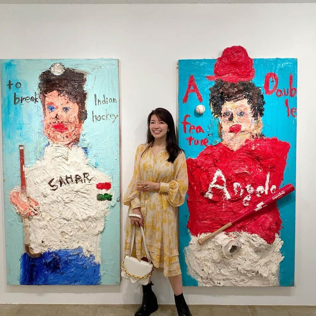 三浦マキのインスタグラム：「Visited new opening gallery @theloopgallerytokyo   @ayakakoshiba ちゃんが新しくオープンしたギャラリーへ。  あやかちゃんの審美眼と美とセンスが光るギャラリーで、今後の展示も楽しみ!!  お会いしたかった @nanaemitobe さんにもお会いできて感無量✨  #theloopgallery  #水戸部七絵 さん #mitobenanae  #art」