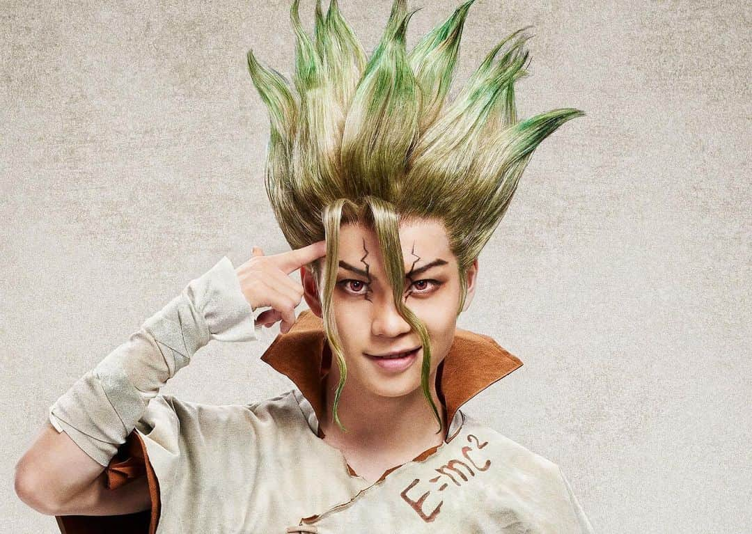 木津つばさのインスタグラム：「「Dr.STONE」THE STAGE～SCIENCE WORLD～  千空役で出演します。  子供と大人が一緒に楽しめる「科学ファンタジー演劇」 この夏は一緒に楽しく科学を学ぼう  ステージでお待ちしております！🧪  木津つばさ  #drstone #ドクステ」