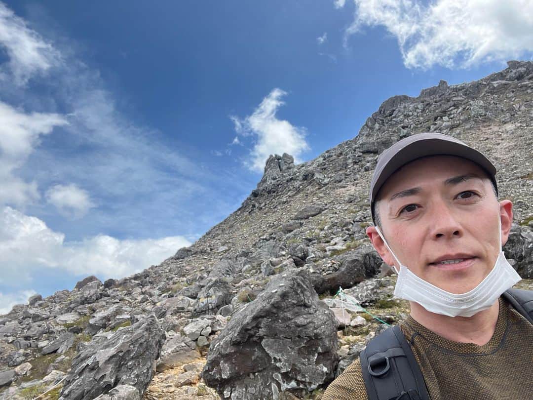 ピカ子さんのインスタグラム写真 - (ピカ子Instagram)「今日は那須岳連峰へ 快晴で気分良し😊」6月1日 14時04分 - pikaco_makeup