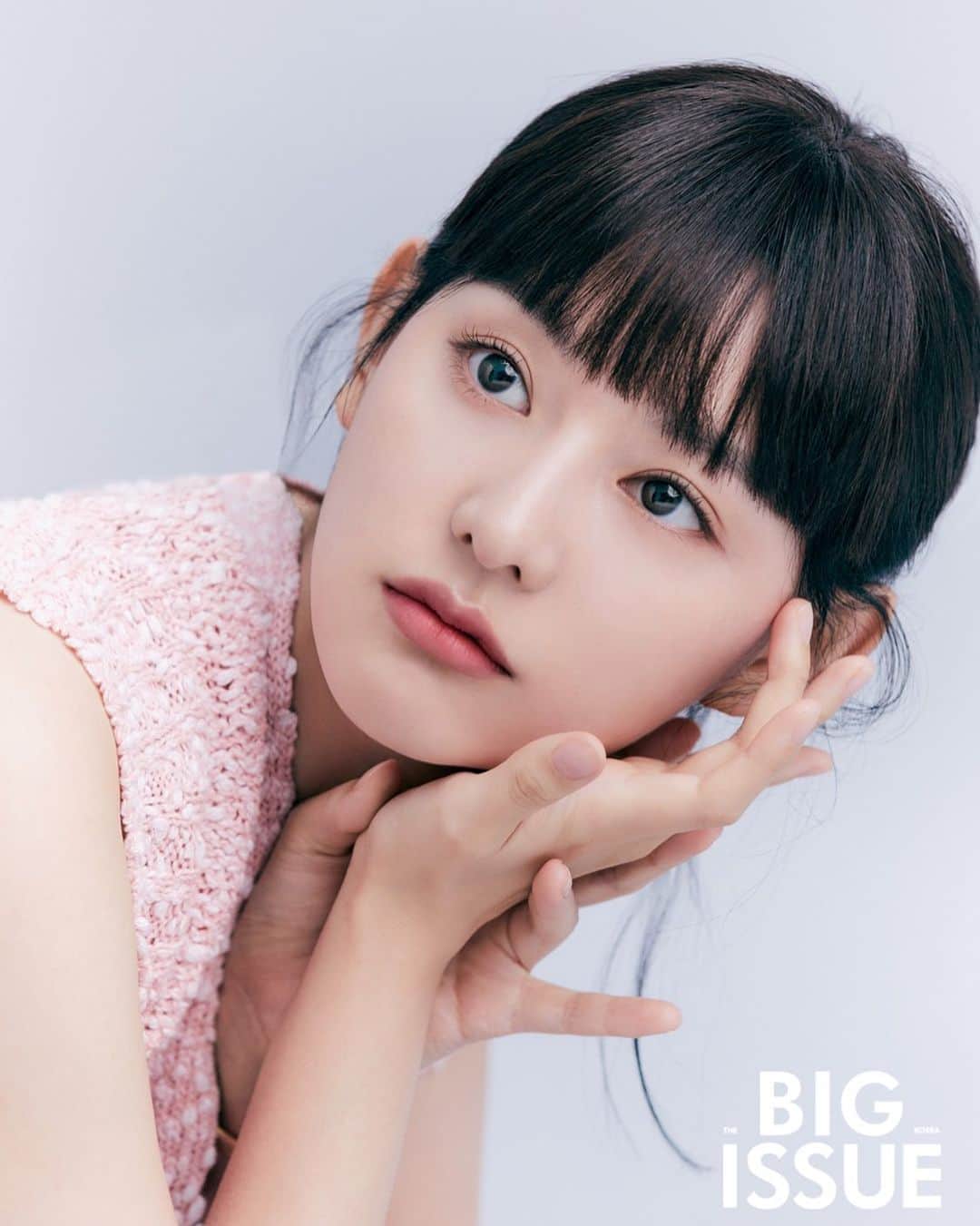 キム・ジウォンのインスタグラム：「@bigissuekorea 💕」