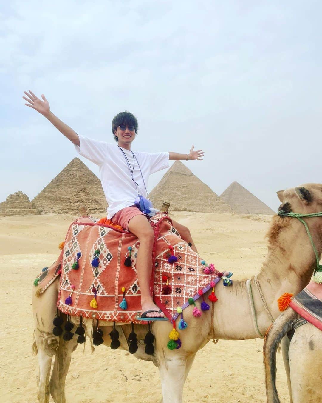 フジさんのインスタグラム写真 - (フジInstagram)「エジプトで自由を謳歌しています 僕もいつか天に召される時のためにピラミッドか前方後円墳を建設し始めようと思いました」6月1日 18時03分 - fuji_evisjap