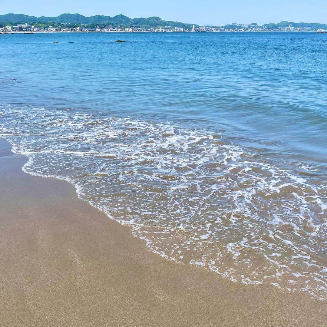青山あみのインスタグラム：「海が好き🐟🫧  #自然に沿って生きる #浄化 #自然に感謝🙏」