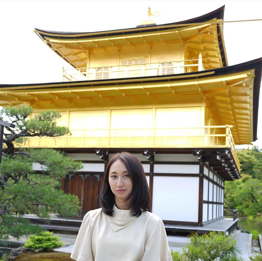 Ms.OOJAのインスタグラム：「KYOTO🔱🎺⚜️⚜️⚜️⚜️✨✨✨✨  #kyoto #kinkakuji #金閣寺」
