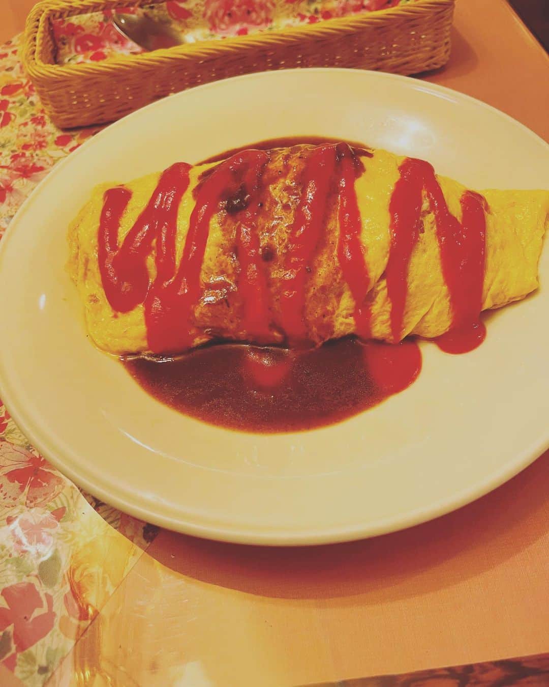 江口拓也さんのインスタグラム写真 - (江口拓也Instagram)「ここの喫茶店のオムライスまじでうますぎ💯🥹  #オムライス」6月2日 14時35分 - takuyaeguchi81