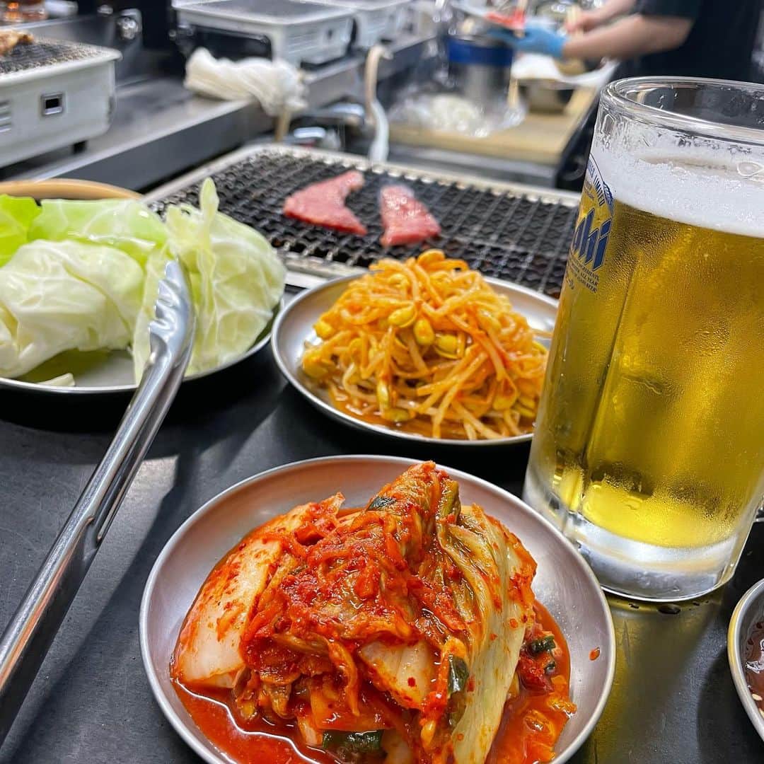 塚田文さんのインスタグラム写真 - (塚田文Instagram)「#もう一回 #映画館で観たい   #トップガン 復習を兼ねて前作を観てから  #topgunmaverick 観に行った🤩✨  これを観て、ネガティヴ感想言う人なんていない😬✨  #トップガンマーベリック  #トムクルーズ にしか#作れない   #久しぶりに #絶対 #映画館で観るべき映画 だと思う映画だった #worthit #awesome  #thakyou #tomcruise   観客層の年齢がアメリカも日本も高めらしい😅 若い子にも観て欲しい✨ #cgに頼らない #映画の素晴らしさ   🎬帰りは焼き肉へ。（笑）」6月2日 15時56分 - tsukadaaya1976