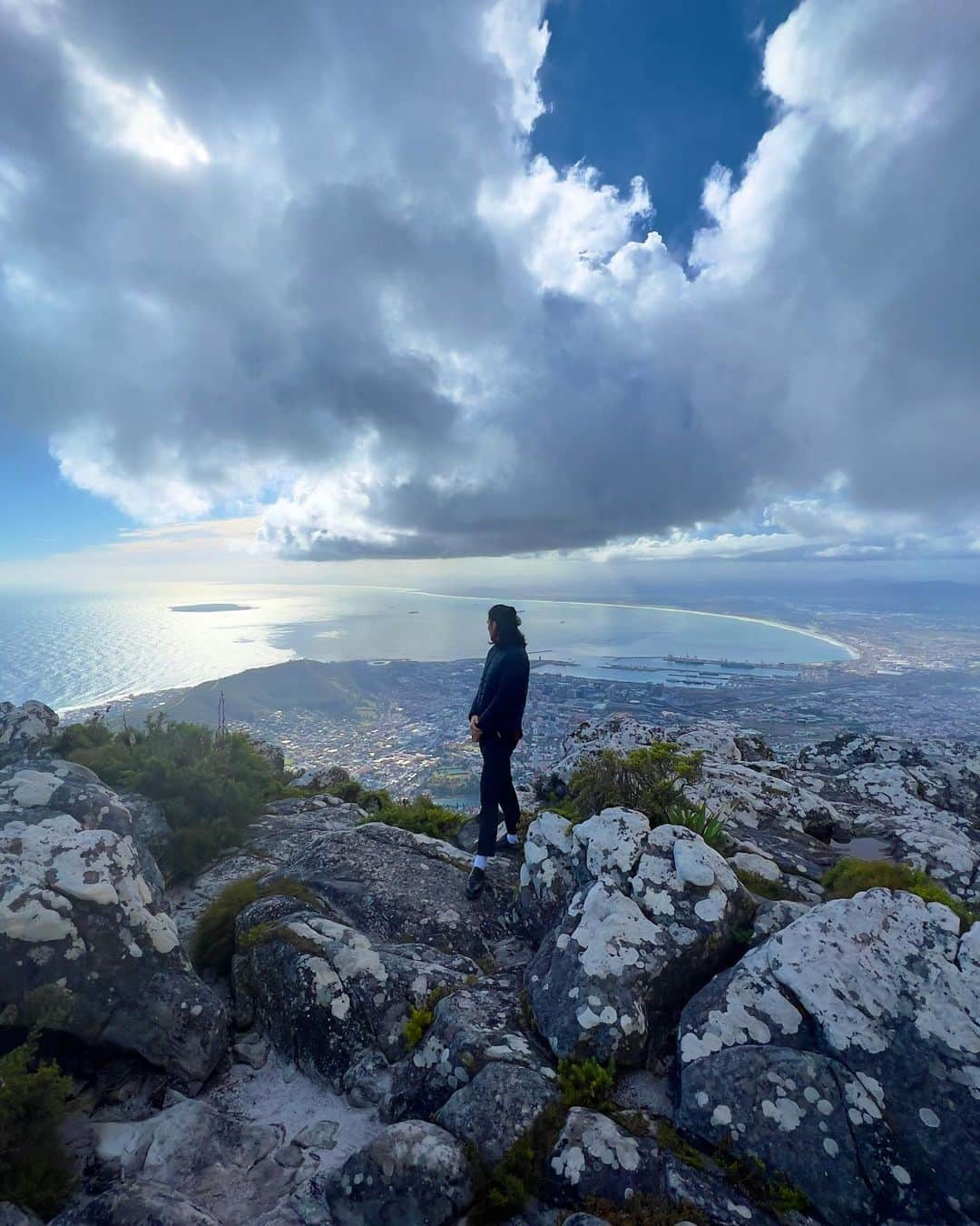 鈴木貴之さんのインスタグラム写真 - (鈴木貴之Instagram)「The chapter, that I’ll never forget 📖🙏🏻📚 #capetown #southafrica  #catchmeifyoucan 📍🐒🇿🇦」6月2日 18時10分 - takayuki_suzuki90