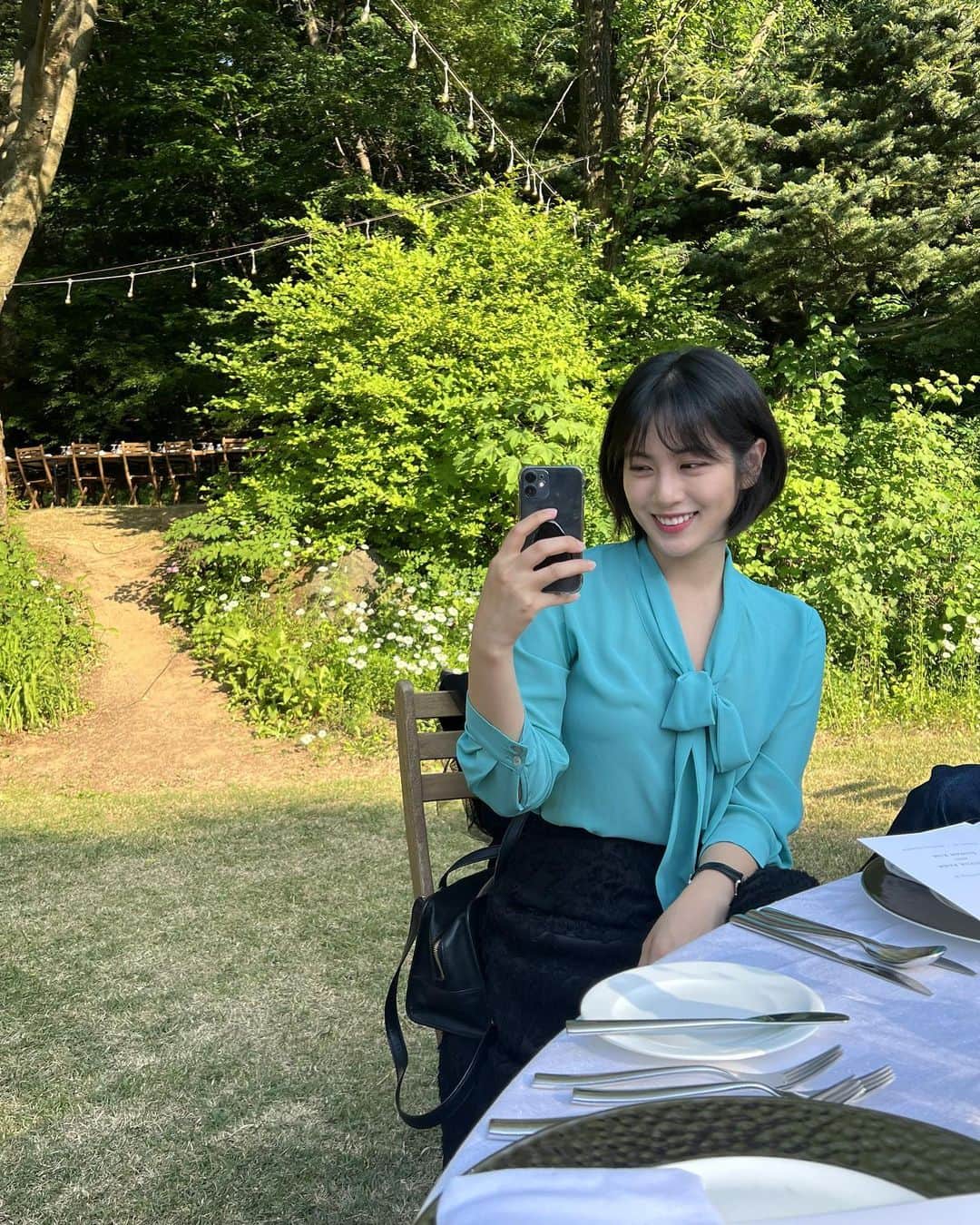 パン・ソヨンのインスタグラム：「마음 가득 축하와 웃음의 날 🌸」