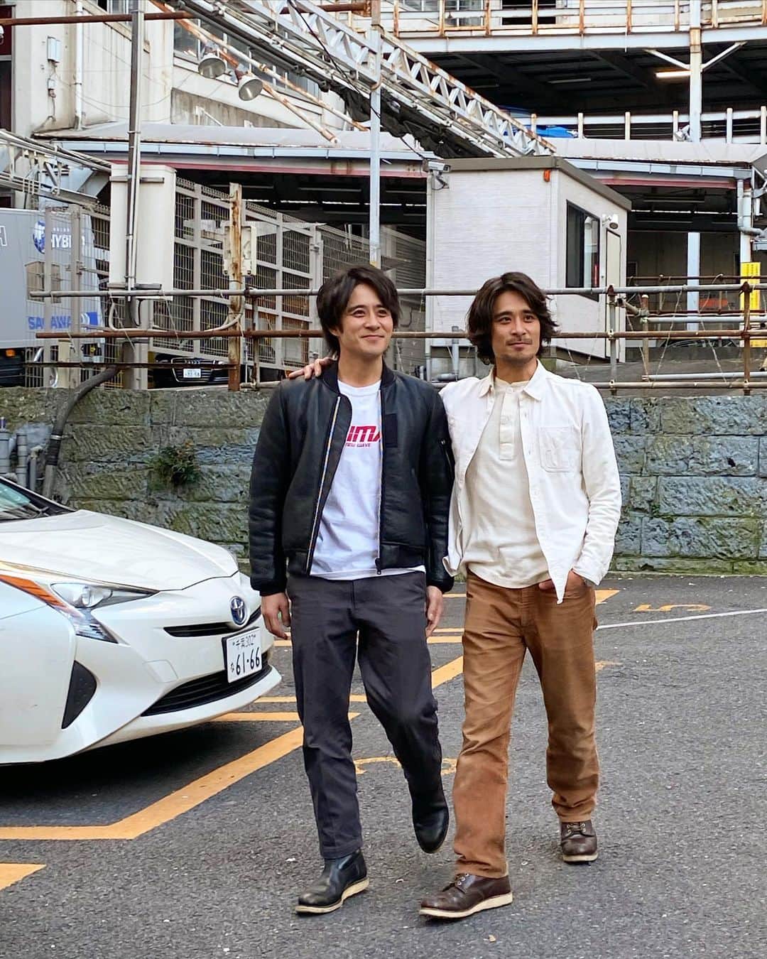 斉藤祥太のインスタグラム：「こんばんは🌙 夏みたいな天気で🏖 バカンスしたい季節ですね〜🤙  いきなりですが!! お知らせがあります!!  6月4日に名古屋で開催される手羽先サミットというイベントに慶太と2人で14時過ぎからゲストで参加します♪ 近くにお住まいの方や双子に会っても良いかなと思う方、手羽先好きの方、是非来てくださいね🥳 午前10時からイベント会場近くでゴミ拾いもします。 そちらも是非一緒にご参加よろしくお願いします!! 名古屋での思い出や近況など慶太と色々お喋りしようかなと思ってます😚 会えるのを楽しみにしてます😎  #手羽先サミット #名古屋#手羽先 #ゴミ拾い　は #軍手持参で #お願いします。 #斉藤祥太 #斉藤慶太」